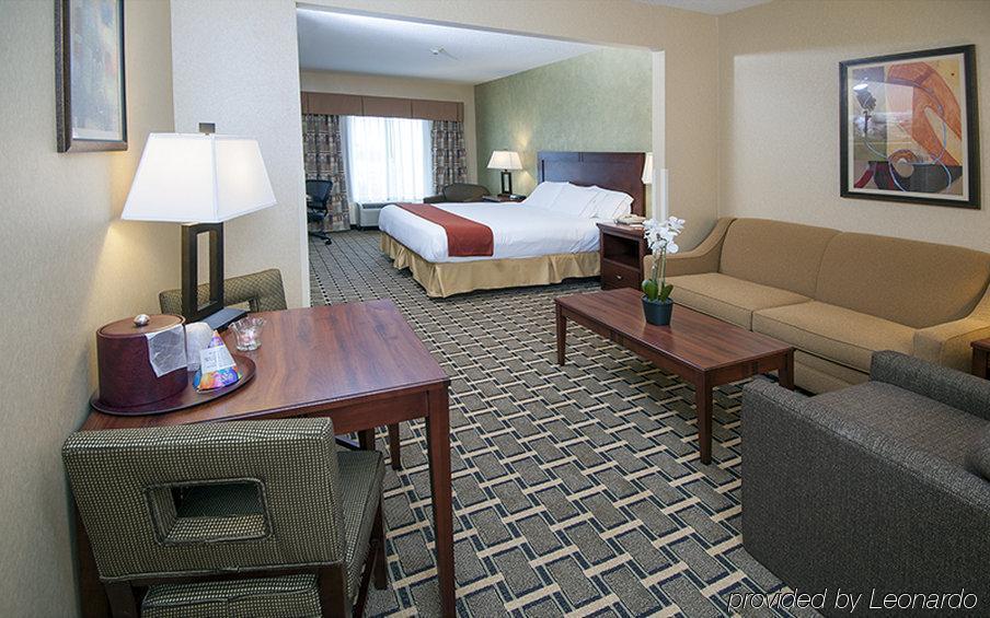 Holiday Inn Express Hotel & Suites Youngstown North-Warren/Niles By Ihg Δωμάτιο φωτογραφία