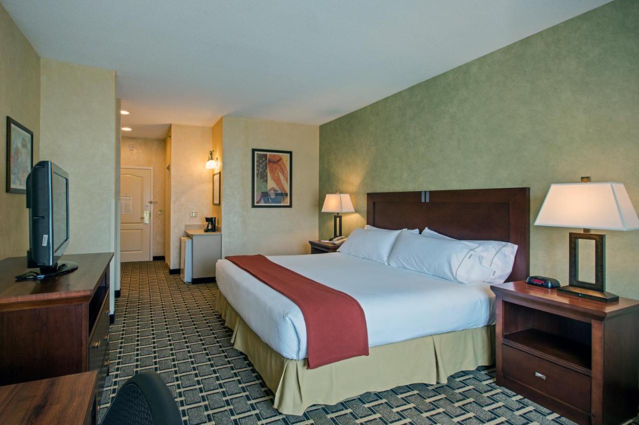Holiday Inn Express Hotel & Suites Youngstown North-Warren/Niles By Ihg Εξωτερικό φωτογραφία