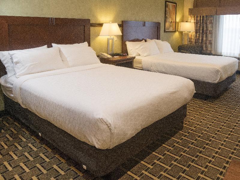 Holiday Inn Express Hotel & Suites Youngstown North-Warren/Niles By Ihg Εξωτερικό φωτογραφία